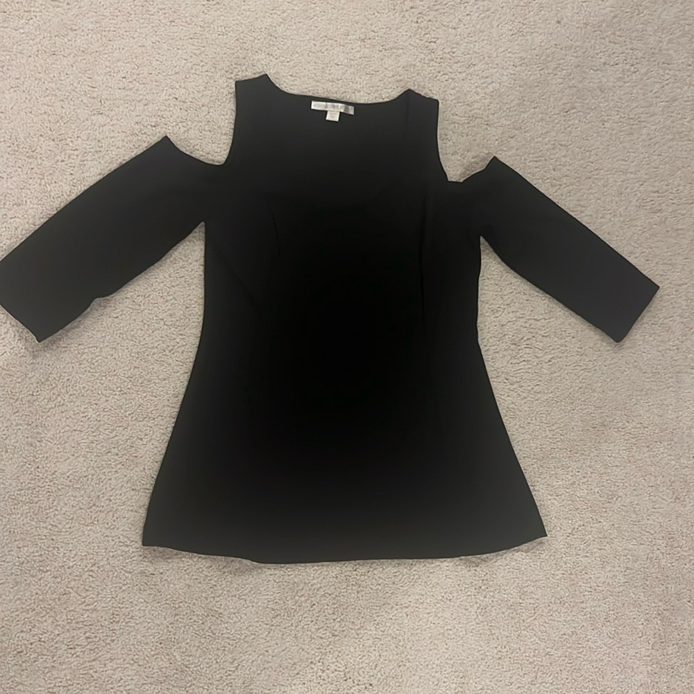 Boston Proper Cold Shoulder Women’s Top